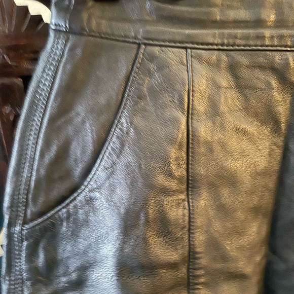 Vintage Leather Skirt - Picture 4 of 7